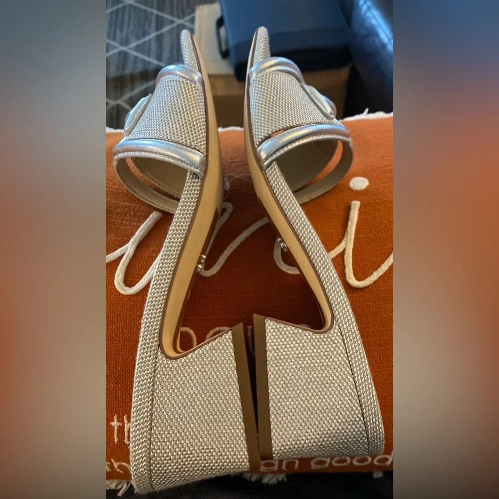 NWT Sam Edelman Women’s Waylon Block-Heel Slide Sandals - Picture 13 of 16